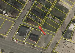 4425 3rd, vacant